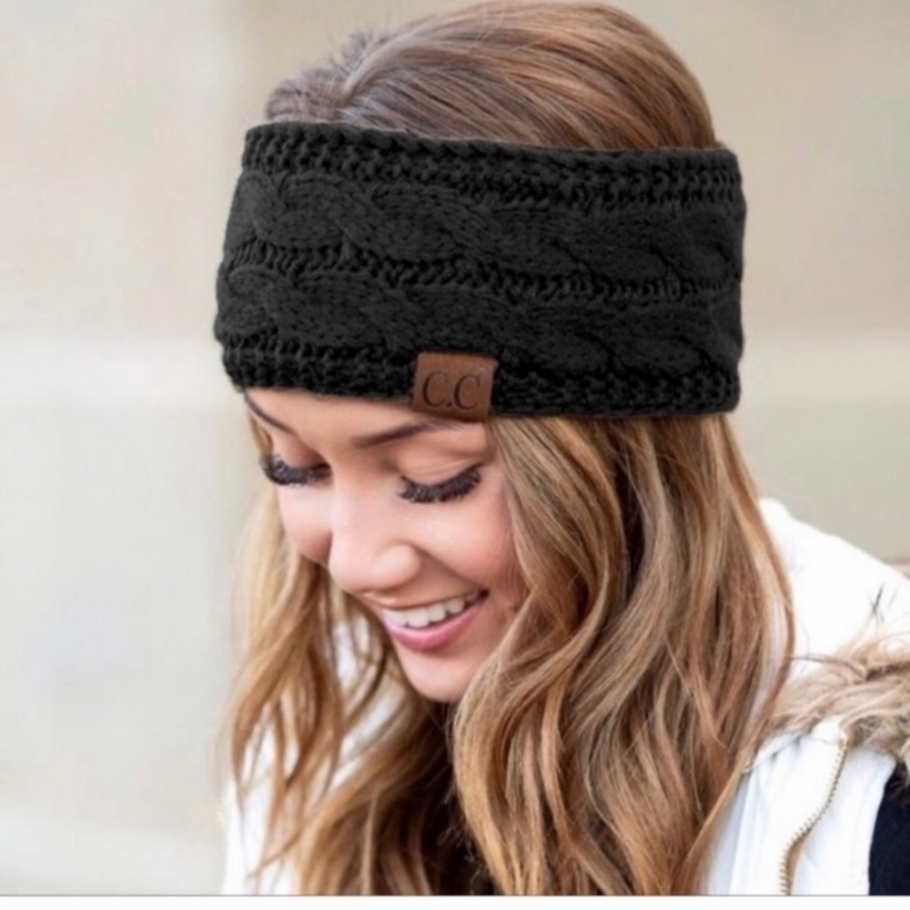 Black C.C. head wrap